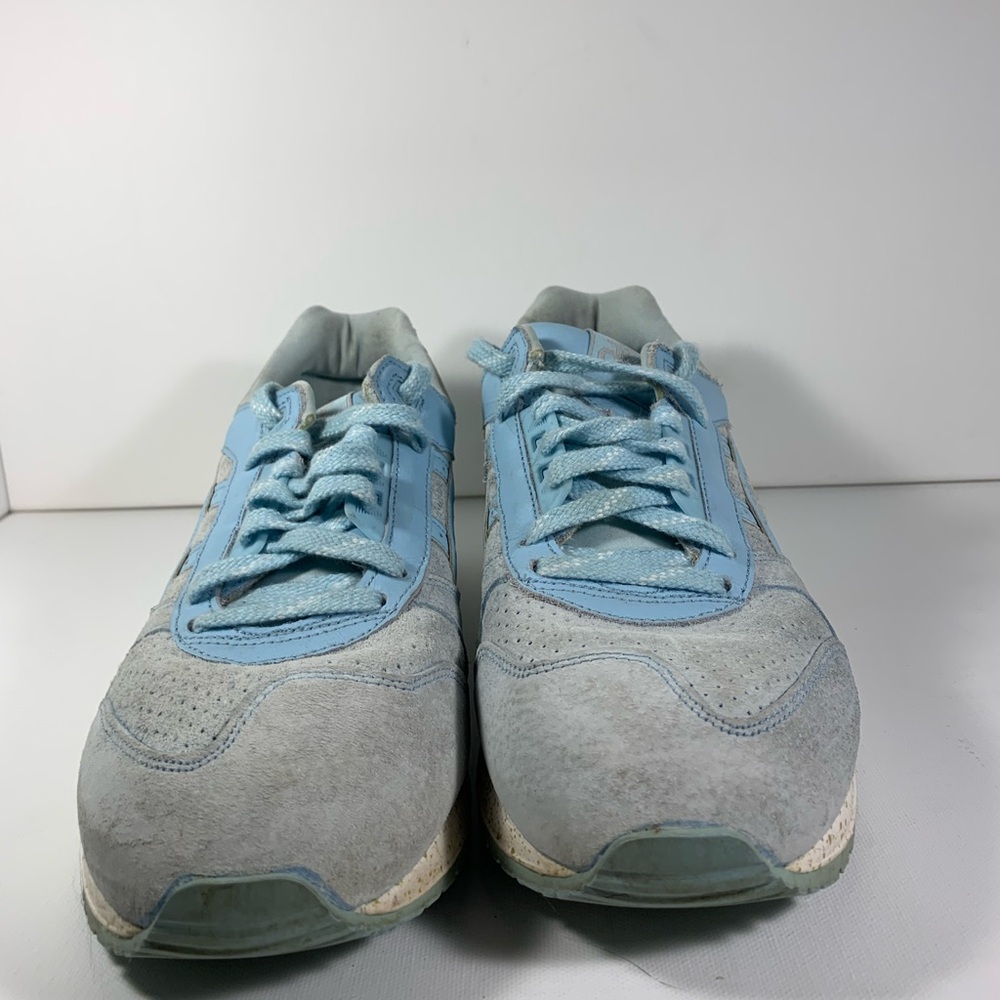 Women’s 9 ASICS - Picture 3 of 7